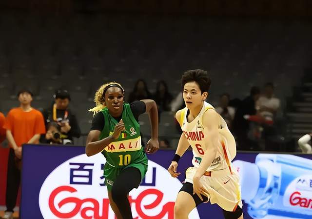 bob半岛体育官网-漂亮！中国女篮轻取开门红，三塔炸裂，杨舒予觉醒，王思雨太稳了